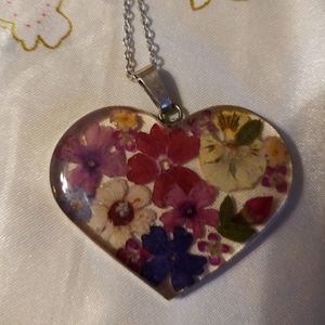 Clear flower pendant